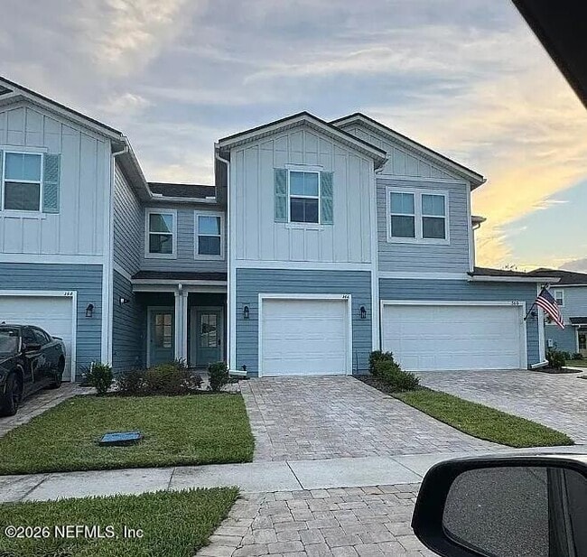 property at 378 Brandon Lks Dr