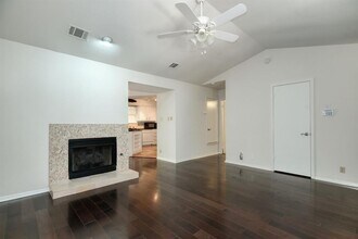 5701 Jamboree Ct in Austin, TX - Building Photo - Building Photo
