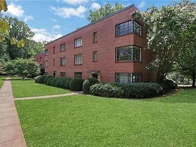 1174 Briarcliff Rd NE, Unit 1 in Atlanta, GA - Foto de edificio - Building Photo