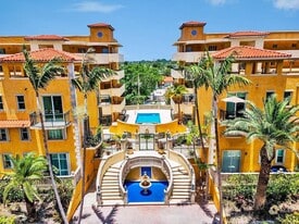 8888 Collins Ave in Surfside, FL - Building Photo