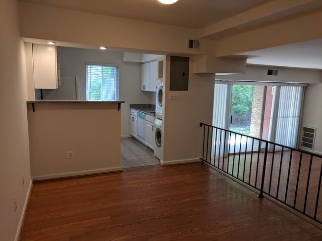 4705 Tecumseh St, Unit 103 in College Park, MD - Building Photo - Building Photo