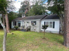 4541 Oxford Rd in Columbia, SC - Building Photo