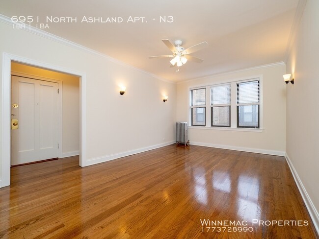 6951 N Ashland Ave in Chicago, IL - Building Photo - Building Photo