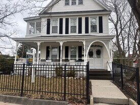 20 Saratoga Ave, Unit First fllor in Mechanicville, NY - Building Photo