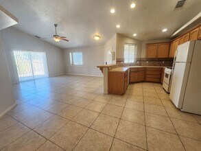 6754 Pine Spring Ave in Twentynine Palms, CA - Building Photo - Building Photo