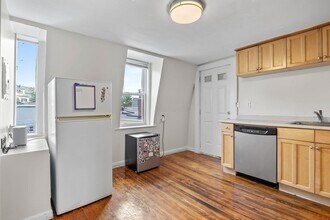 528 Medford St in Boston, MA - Building Photo - Building Photo