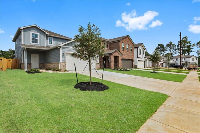 25926 Emory Holw Dr in Tomball, TX - Building Photo - Building Photo