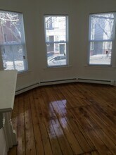 259 Windsor St, Unit 1R in Cambridge, MA - Building Photo - Building Photo