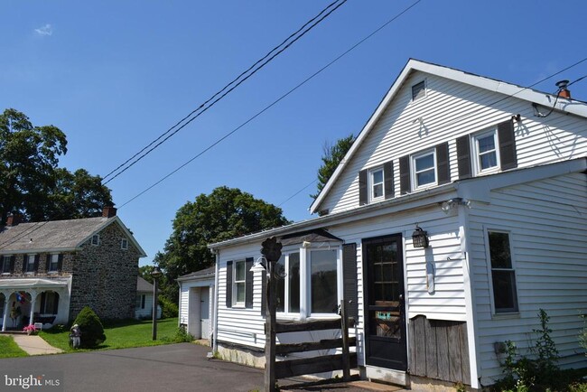 2616 Rushland Rd in Jamison, PA - Foto de edificio - Building Photo