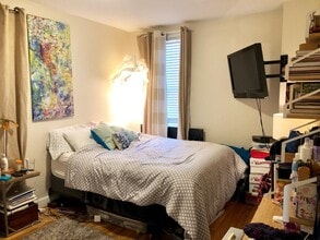 19 Plymouth St, Unit 1 in Cambridge, MA - Building Photo - Building Photo