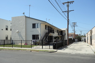 1325 2nd Ave in Los Angeles, CA - Building Photo - Primary Photo