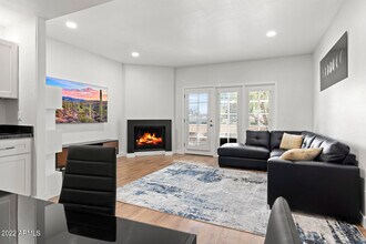 3047 E Rose Ln in Phoenix, AZ - Building Photo - Building Photo