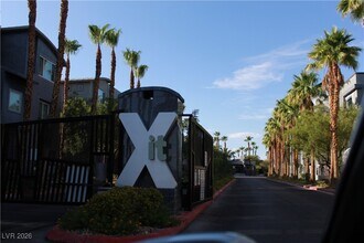 9050 W Tropicana Ave in Las Vegas, NV - Building Photo - Building Photo