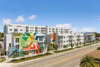 Deco Green Apartments in Lake Worth, FL - Building Photo - Building Photo