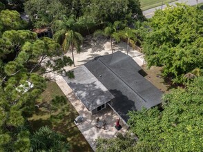 6115 Carlton Ave in Sarasota, FL - Building Photo - Building Photo