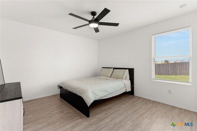 property at 2720 Green Finch