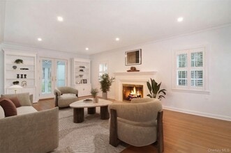 68 Wildway in Bronxville, NY - Building Photo - Building Photo