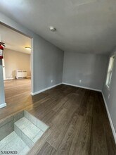 4 Slater Rd in West Milford, NJ - Building Photo - Building Photo