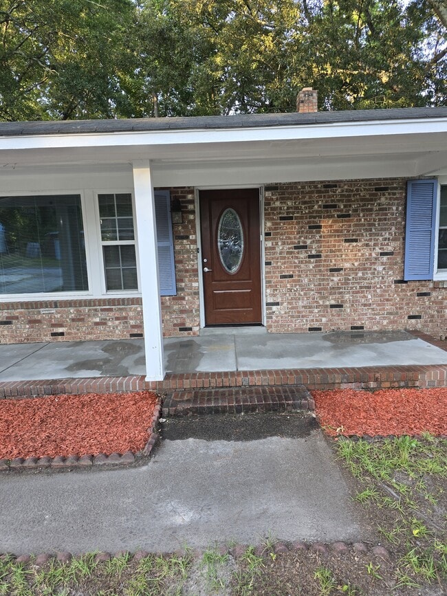 property at 36 Moonglo Cir
