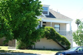 2230 Prince St in Berkeley, CA - Foto de edificio - Building Photo