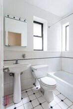 336 E 18th St in New York, NY - Building Photo - Building Photo