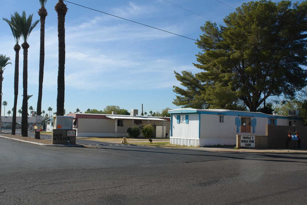 Triple T Mobile City in Glendale, AZ - Building Photo