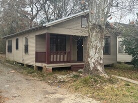536 N 24th St in Baton Rouge, LA - Building Photo