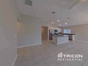 3268 Eagle Hammock Cir in Kissimmee, FL - Foto de edificio - Building Photo
