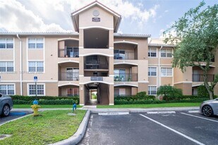 11730 SW 2nd St in Pembroke Pines, FL - Building Photo