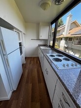 Franciscan Manor in San Rafael, CA - Building Photo - Building Photo