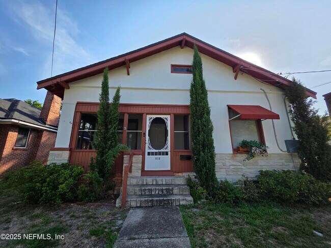 property at 939 Wolfe St