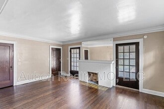 5303 Charlotte St in Kansas City, MO - Building Photo - Building Photo