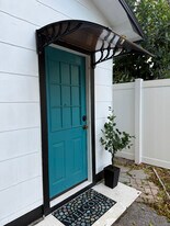 2743 34th Ave N in St. Petersburg, FL - Building Photo