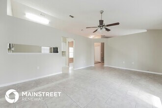 945 Delano Ct in Kissimmee, FL - Foto de edificio - Building Photo