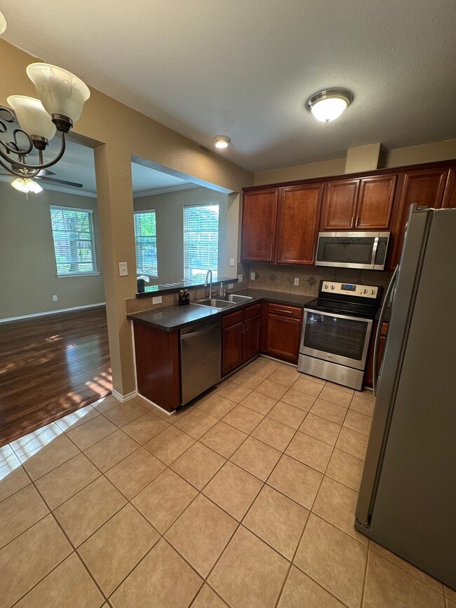 property at 4144 Kyndra Cir