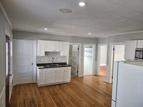 62 Hartford St in Fitchburg, MA - Building Photo - Building Photo