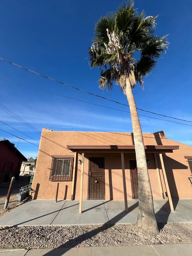 property at 2208 S 5th Ave
