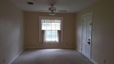 316 1/2 E 7th Street Unit in Georgetown, TX - Building Photo - Building Photo