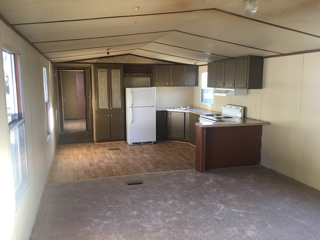 301 True Temper Rd-Unit -SUN22 in Anderson, SC - Building Photo - Building Photo