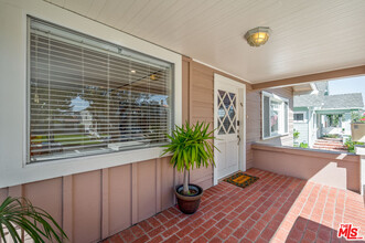 207 Avenue C in Redondo Beach, CA - Building Photo - Building Photo