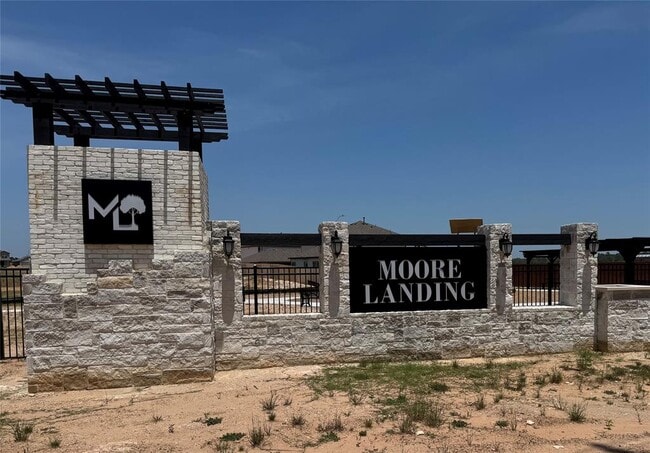 31519 Sapphire Spgs Dr in Magnolia, TX - Building Photo - Building Photo