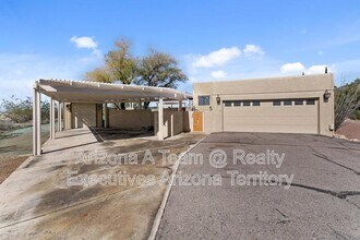 6000 E Calle Ojos Verde in Tucson, AZ - Building Photo - Building Photo