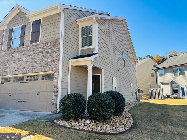 233 Bobbie Way in Woodstock, GA - Building Photo - Building Photo
