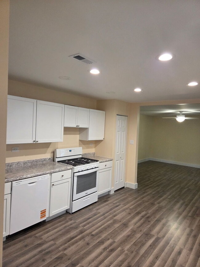 21836 Orion Ave in Sauk Village, IL - Building Photo - Building Photo