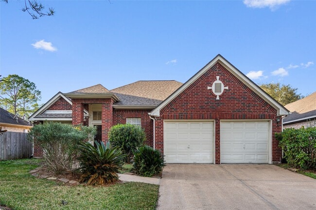 1907 Heather Cove Ct in Houston, TX - Building Photo - Building Photo