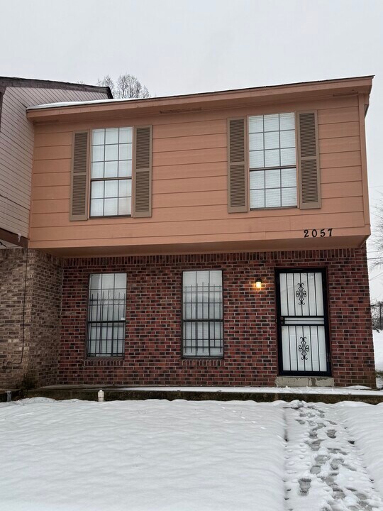 2057 Orchid Dr in Memphis, TN - Building Photo