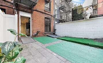 47 1/2 East 1st Street in New York, NY - Building Photo - Building Photo