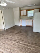 2114 Wisteria Dr in Wilmington, NC - Building Photo - Building Photo
