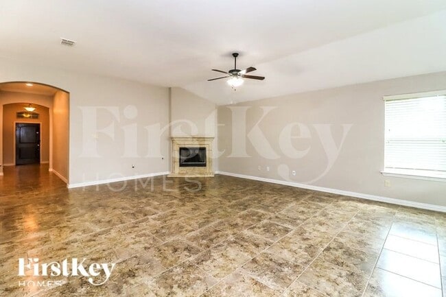 6901 Canyon Rim Dr in Fort Worth, TX - Foto de edificio - Building Photo