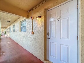 2607 NE 8th Ave in Fort Lauderdale, FL - Building Photo - Building Photo